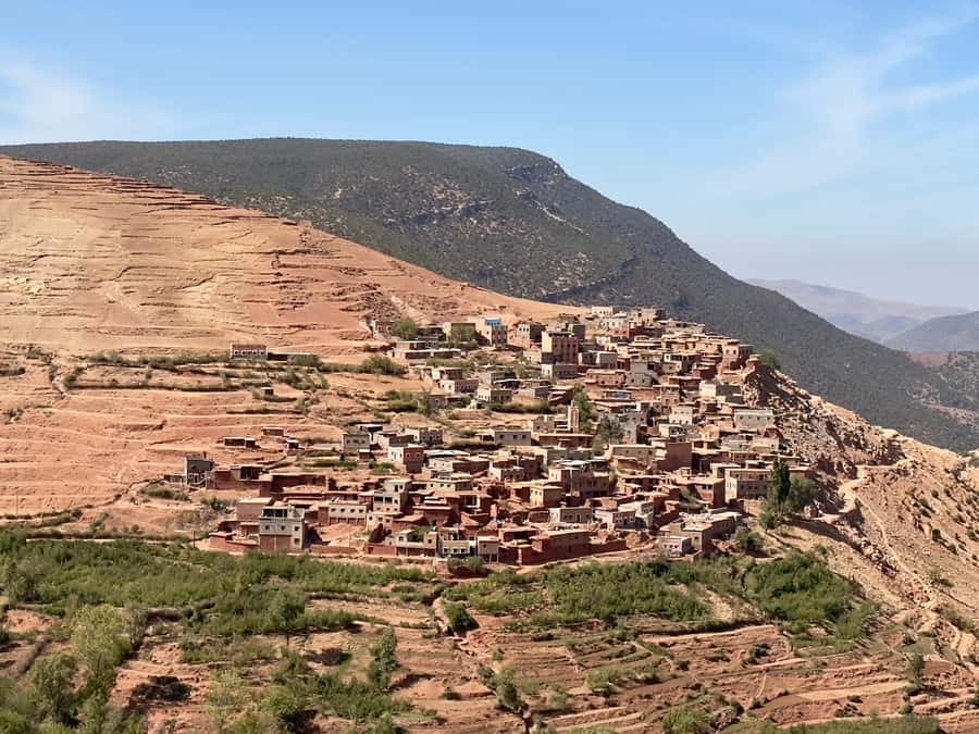 From Marrakesh: Private Atlas Mountains Day Trip {5-Valleys} - Shoes, Strides, and Staying Comfortable on Rocky Trails