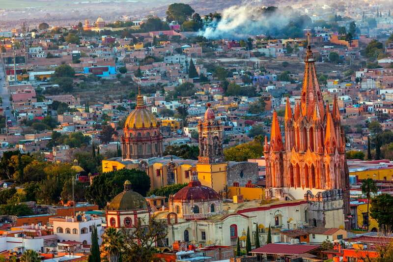 From Mexico City: San Miguel de Allende Day Trip - Parroquia de San Miguel Arcángel: neo-Gothic pink power up close