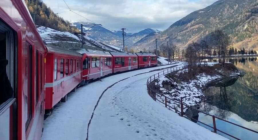From Milan: Bernina Train, Swiss Alps & St. Moritz Day Trip - Tirano: a quick reset before heading back to Milan