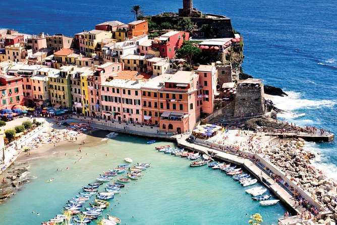 From Milan: Cinque Terre Guided Full-Day Trip With Cruise - Meeting in Milan: the early start game