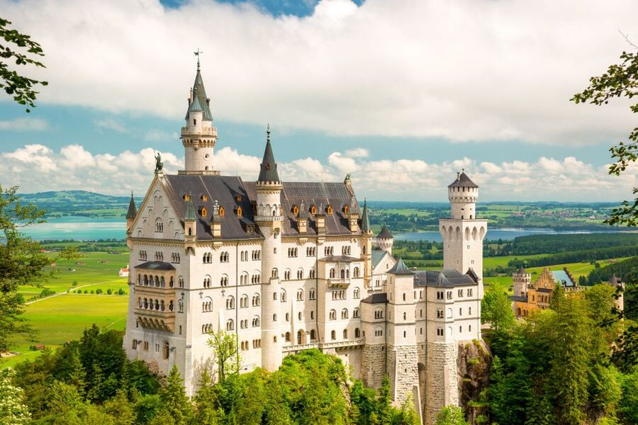 From Munich: Neuschwanstein Castle Full-Day Trip by Van - Munich-to-Bavaria in one comfortable van day