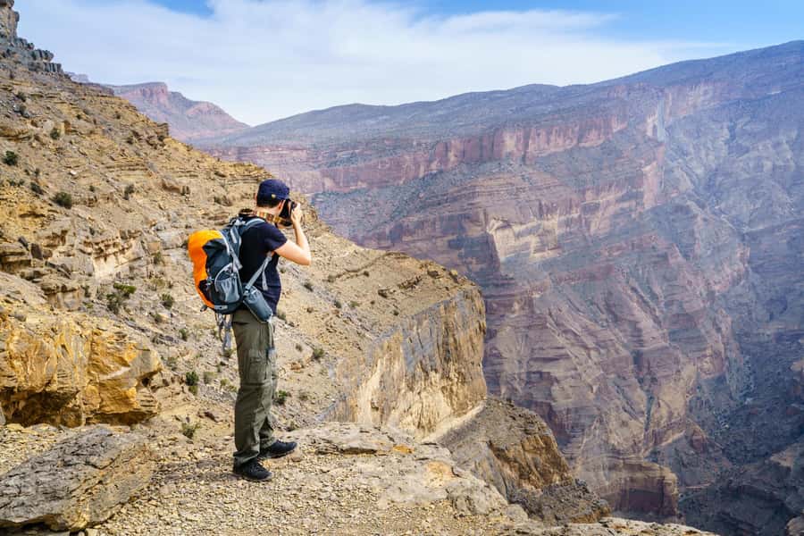 From Muscat: Nizwa and Jebel Shams Day Trip - Jebel Shams: Reaching the Mountain of the Sun