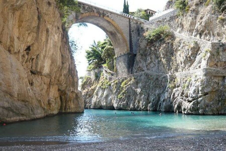 From Naples: Pompeii & Amalfi Coast Full-Day Trip with Lunch - Who this tour is best for (and who should think twice)