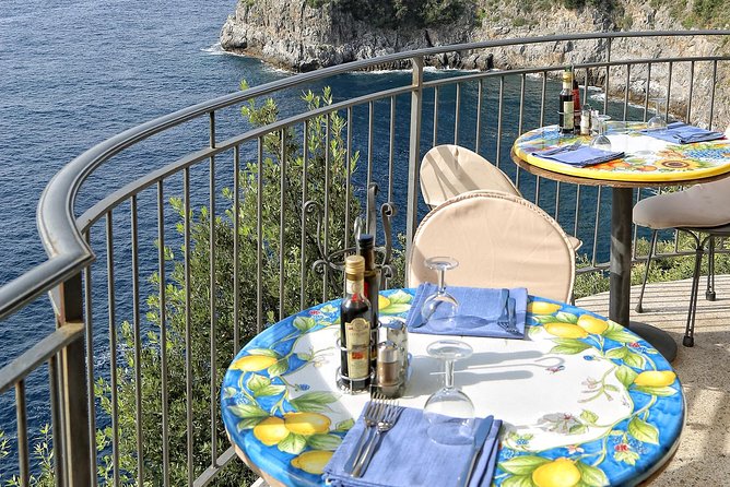 From Naples: Sorrento, Positano & Amalfi Coast – Small Group Tour - Amalfi at Your Pace: About 1–2 Hours and the Best Photo Angles