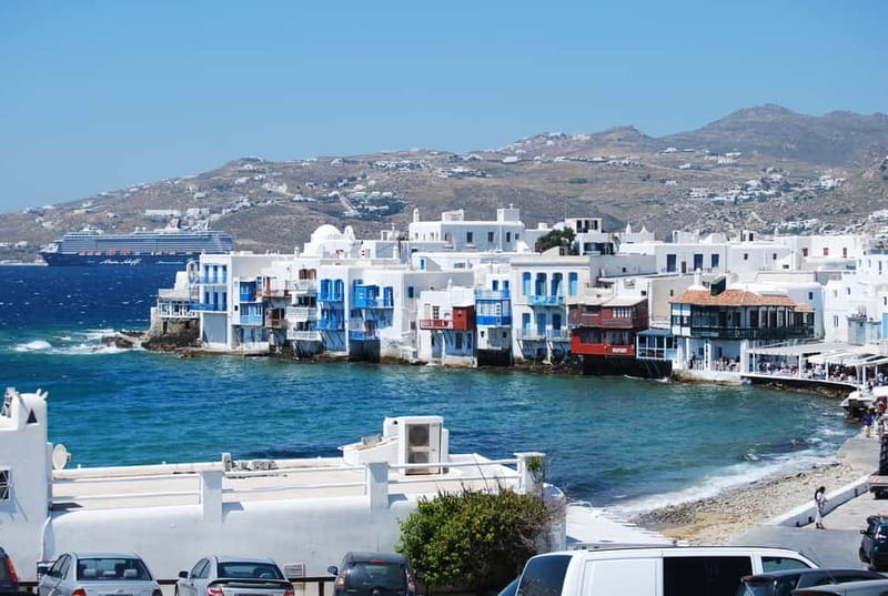 From Naxos: Round day trip to Mykonos Island - Naxos to Mykonos by boat: what you’re really buying