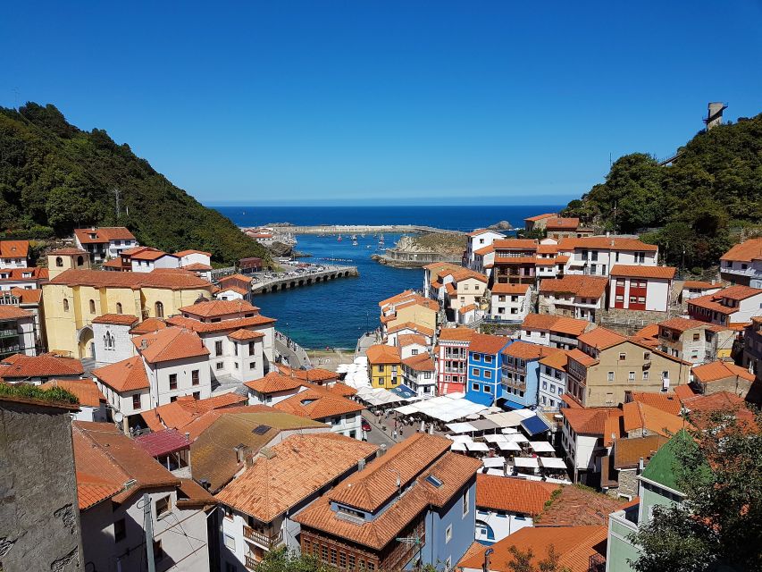 From Oviedo: Luarca, Cudillero and Avilés Day Trip - Luarca Walk: Severo Ochoa Streets, Plaza Miares, and the Ermita de la Regalina
