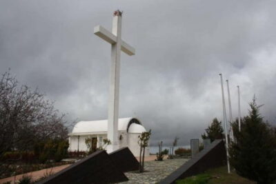 From Paphos: Chrysoroyiatissa, Kykkos and Omodos Day Trip - Panayia Chrysorrogiatissa: A Quiet, High-Altitude Pause