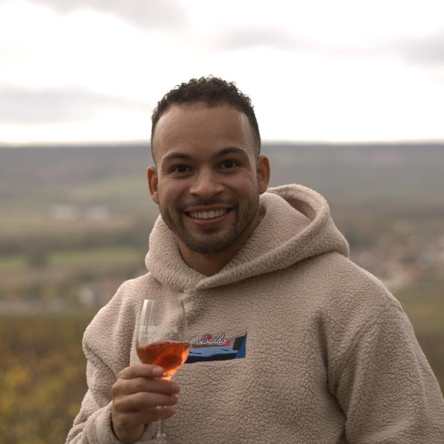 From Paris: Day Trip to Champagne with 8 Tastings & Lunch - Inside a major Champagne house: cellars, production, and your first real tasting