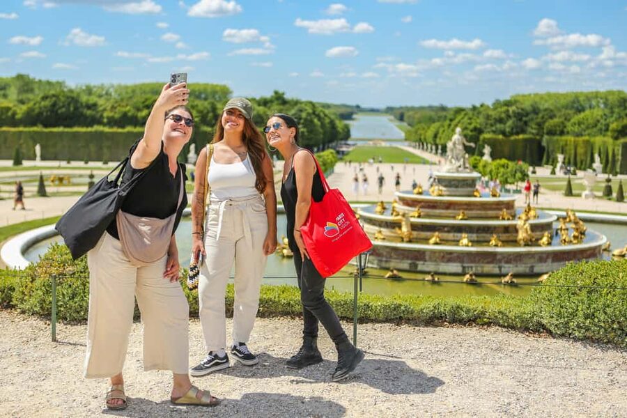 From Paris: Day Trip to Giverny & Versailles with Lunch - Who This Tour Fits Best (and Who Might Prefer Solo Time)