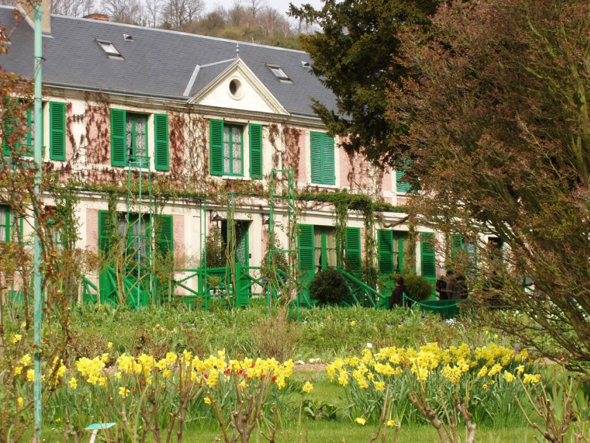 From Paris: Giverny and Monet's Home Day Trip - Meeting point in Paris and getting to your start line