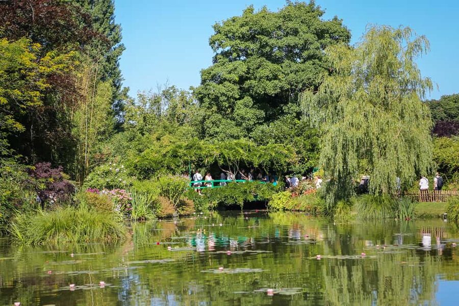 From Paris: Giverny Day Trip with Audio Guide or Live Guide - Quick hits: what makes this Giverny trip work