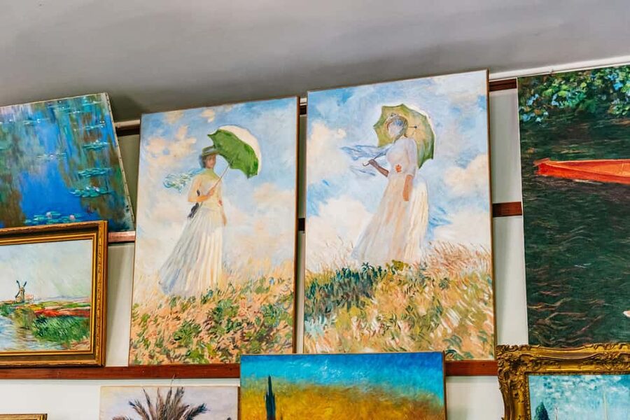 From Paris: Giverny, Monet’s House, & Gardens Half-Day Trip - Optional Versailles Upgrade: What Changes in Your Day