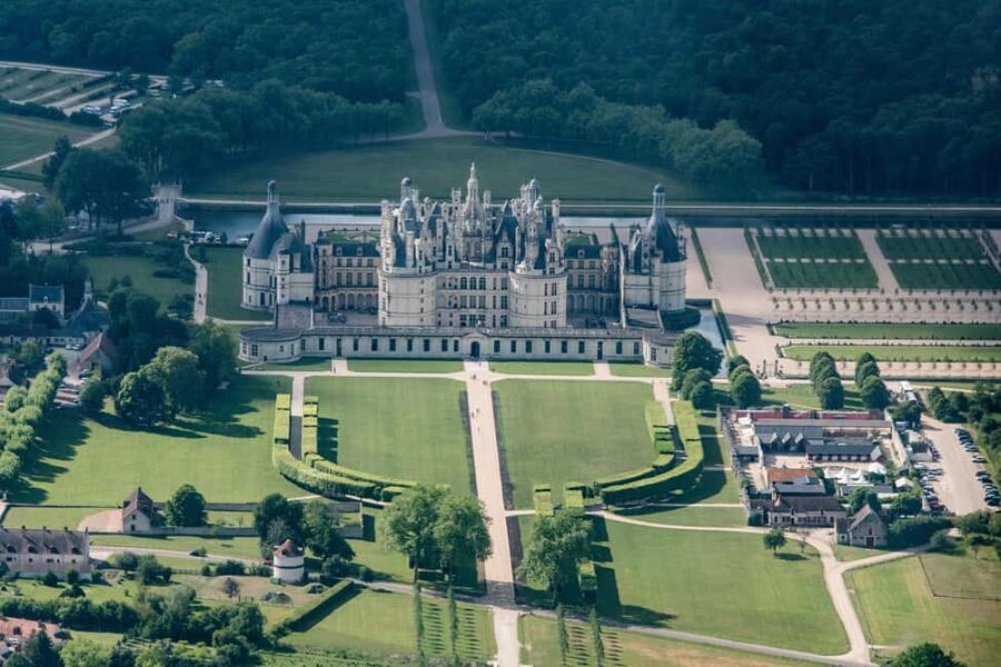 From Paris: Loire Valley Castles Day Trip With Wine Tasting - Price and value: is $104 worth it for a Loire day trip?
