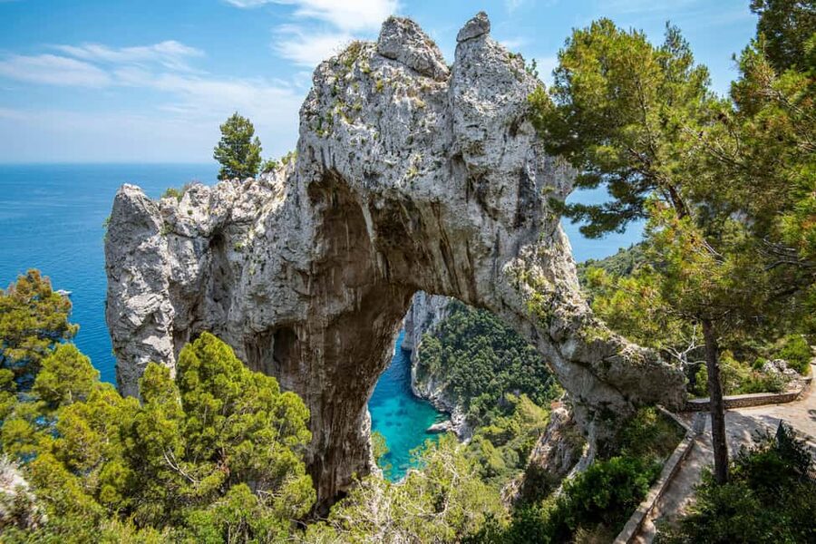 From Positano: Day trip to Capri - Group Tour by boat - The Blue Grotto is optional: how to handle queues and sea conditions
