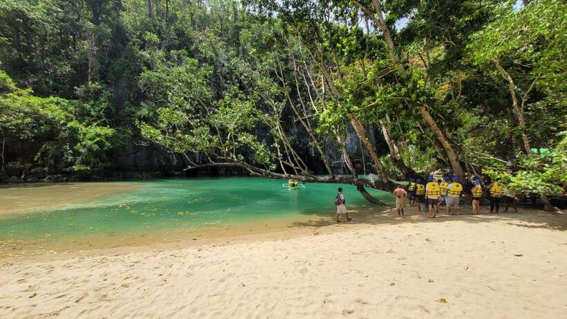 From Puerto Princesa: Underground River Guided Day Trip - The guided + audio system: turning silence into information