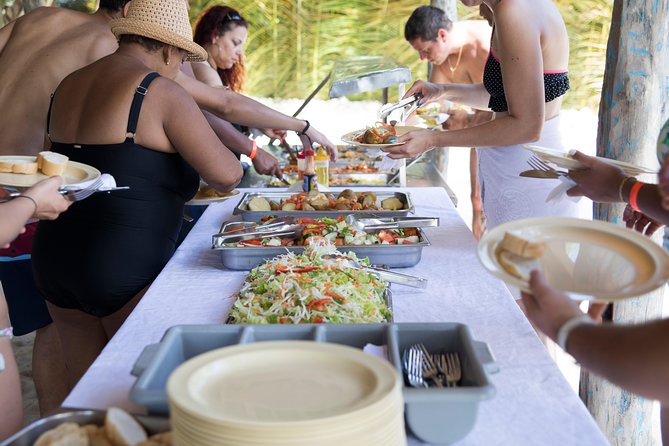 From Punta Cana: Saona Island & Altos de Chavon Day Trip with Lunch and Open Bar - The 6:30 am start: why your day feels long (and how to make it better)