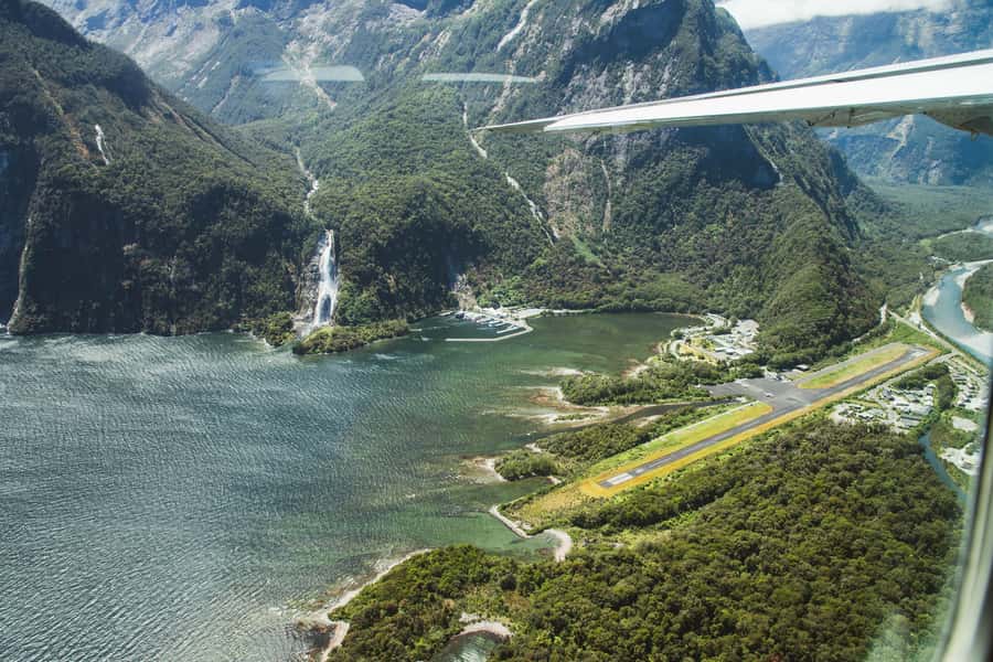 From Queenstown: Milford Sound Full-Day Trip by Plane & Boat - Weather reality: when the plan changes in Milford country