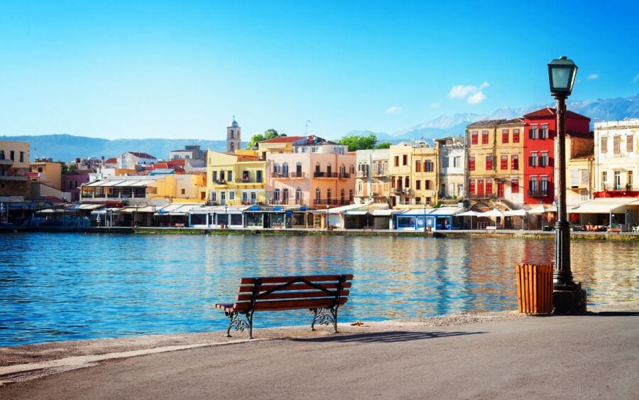 From Rethymno: Chania Town Day Trip with Pick-Up - Venetian Harbor and the lighthouse: your best photo-first move