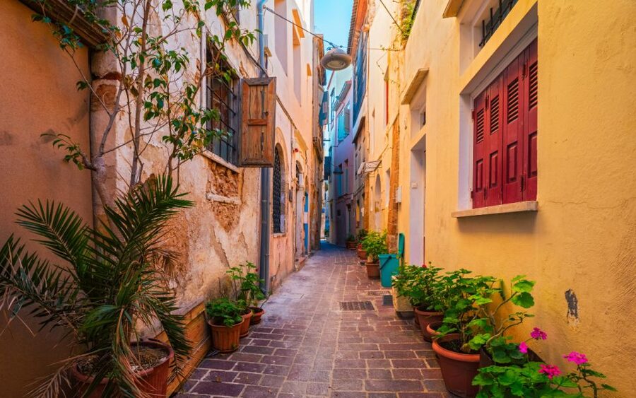 From Rethymno: Chania Town Day Trip with Pick-Up - Cretan food: where your day turns delicious