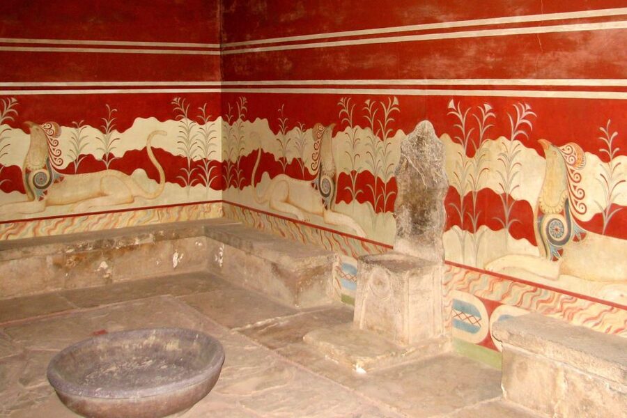 From Rethymno: Knossos Palace and Heraklion Guided Tour - Heraklion’s Old Town on your terms: 4 hours of freedom