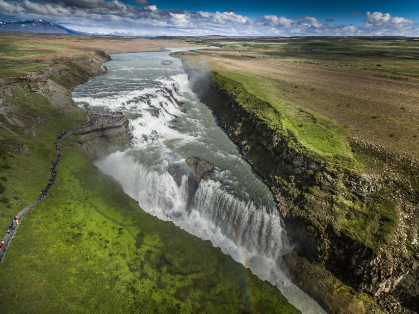 From Reykjavik: Golden Circle and Secret Lagoon Day Trip - Audio guide on the app: useful support, but don’t forget headphones