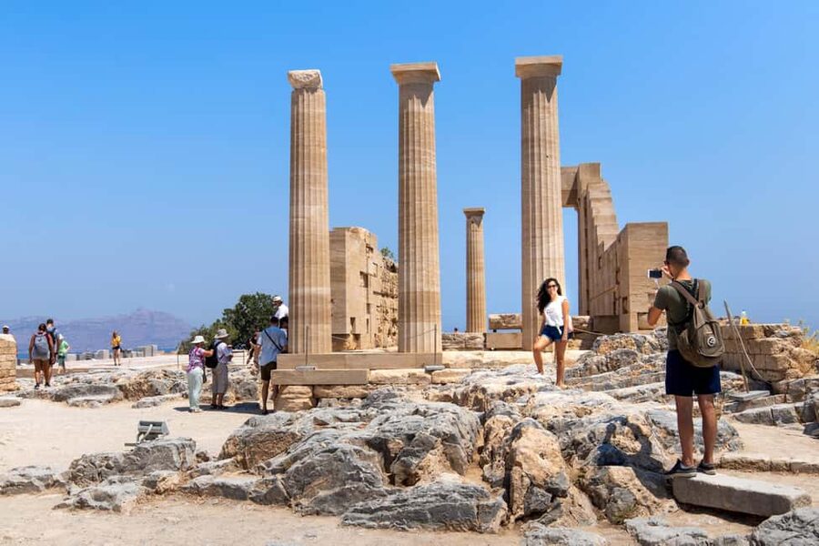 From Rhodes Town: Day Trip to Lindos - Air-conditioned comfort: why the coach matters more than you think
