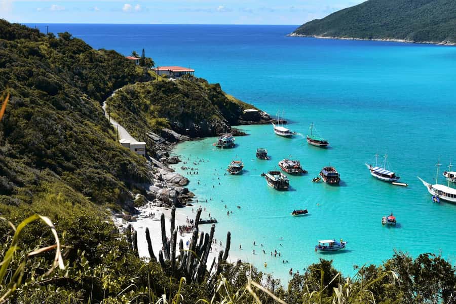 From Rio: Arraial do Cabo Day Trip with Boat Tour - Traditional schooner boat tour: comfort, vibes, and what you get