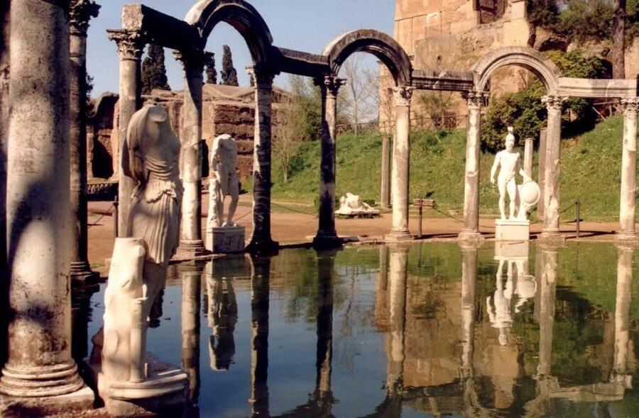 From Rome: Hadrian's Villa & Villa d'Este Day Trip & Lunch - Getting There: Meeting at Via Marsala and Leaving the Crowds Behind