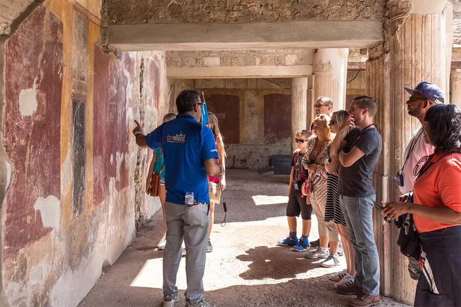 From Rome: Pompeii, Amalfi Coast, and Sorrento Day Trip - Key things that make this day trip work