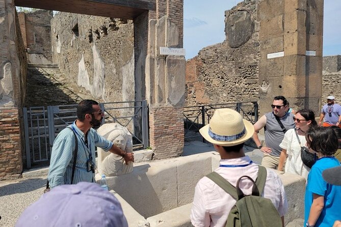 From Rome: Pompeii & Amalfi Coast w/ Positano or Sorrento - The long ride to Positano or Sorrento: choose your vibe before you go
