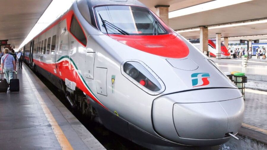 From Rome: Pompeii and Naples Day Trip by High-Speed Train - High-Speed Rail From Rome to Naples: The Time Saver That Makes This Trip Possible
