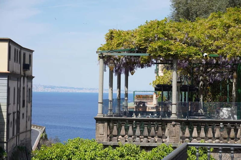 From Rome: Sorrento & Pompeii Day Trip with Guide or Ticket - Comfort on a long day: coach, driver skills, and the real value