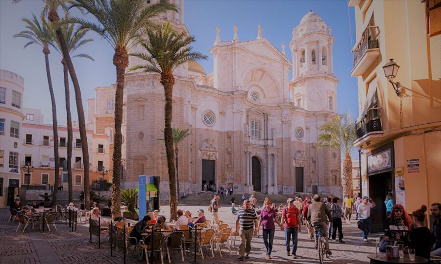 From Seville: Cadiz and Jerez de la Frontera Day Trip - La Caleta Beach: Short, Coastal, and Exactly What You Want After Walking