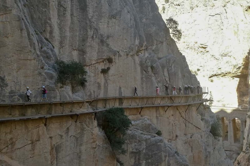 From Seville: Caminito del Rey Hike Day Trip - Lunch and the food reality: plan for limited options
