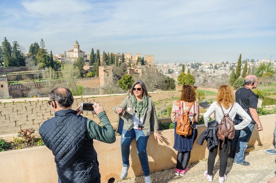 From Seville: Granada Day Trip Alhambra and Albaycin - Free time: use it like a pro
