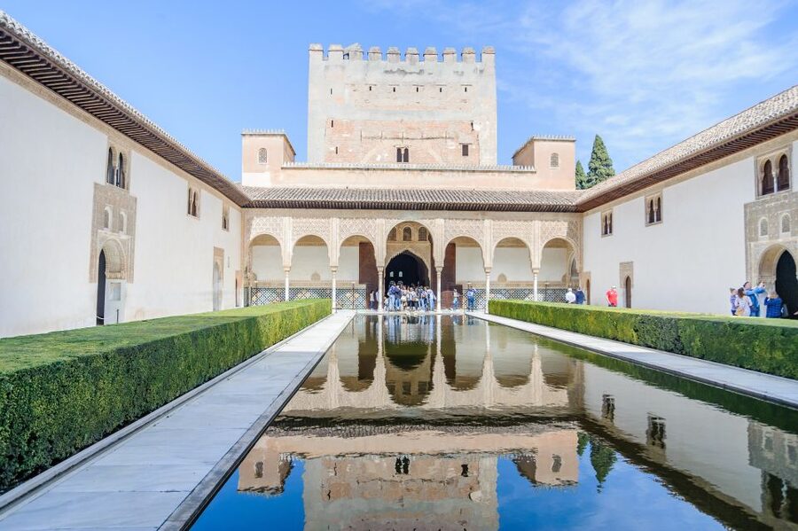 From Seville: Granada Day Trip Alhambra and Albaycin - A long coach day, with the right kind of structure