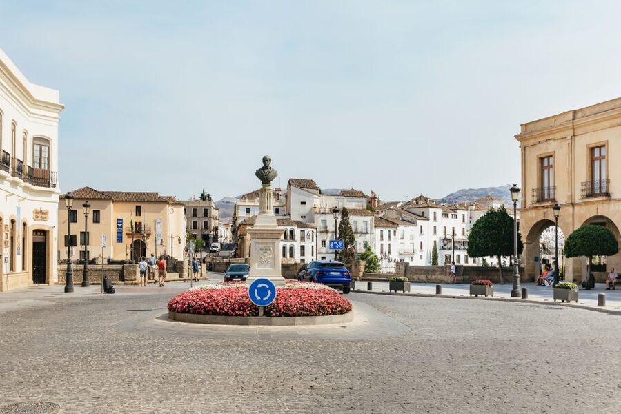 From Seville: Pueblos Blancos and Ronda Full-Day Trip - Ronda: The Cliff Town and the New Bridge (Plus Time to Roam)