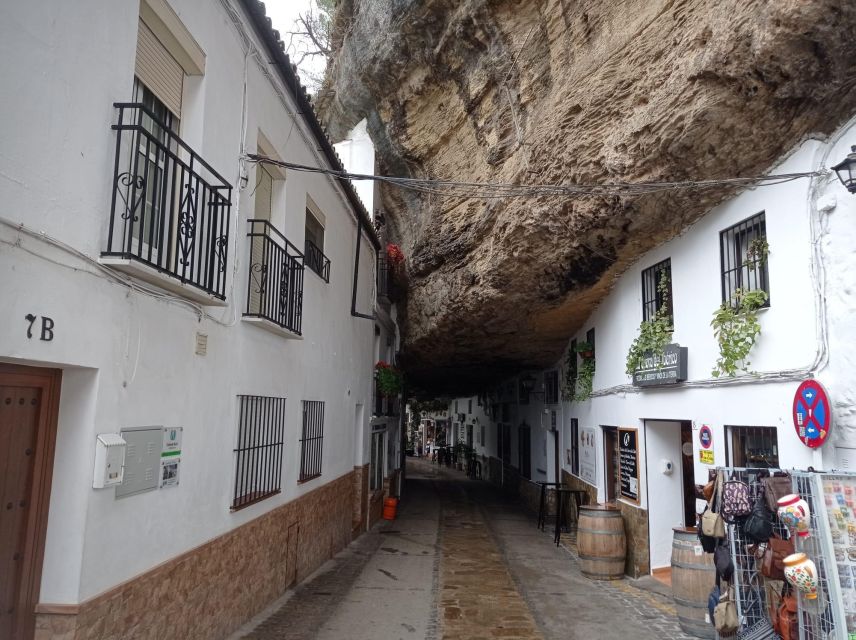 From Seville: Ronda+Setenil de las Bodegas Day Trip - Ronda With or Without a Local Guide: What the 1.5-Hour Visit Really Gives