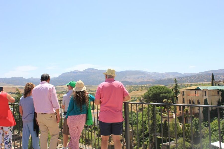 From Seville: White Villages and Ronda Full-Day Trip - A Day Trip That Actually Changes the Scenery