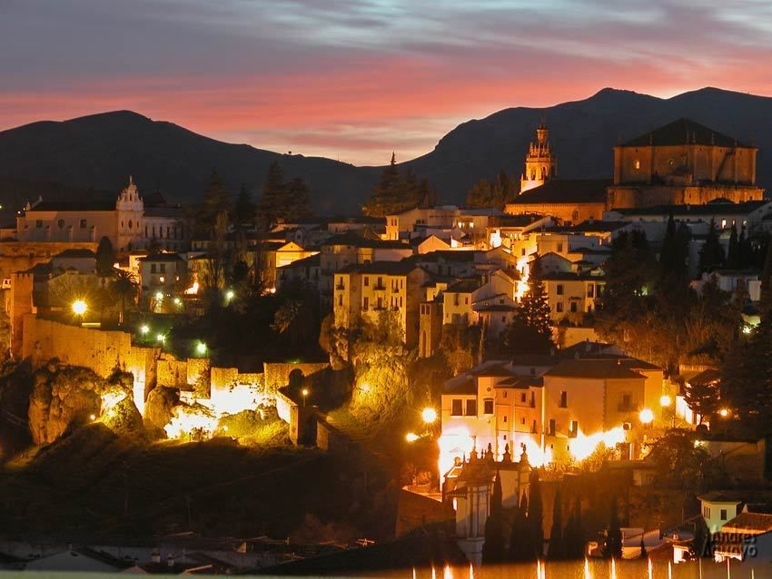 From Seville: White Villages and Ronda Full-Day Trip - Zahara de la Sierra: Pueblos Blancos With a Guided Touch