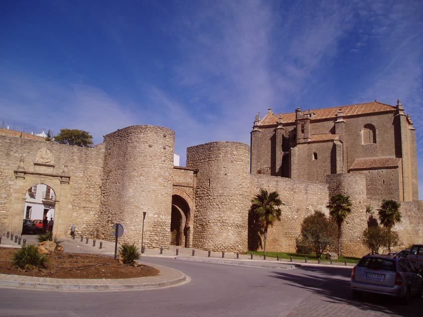 From Seville: White Villages and Ronda Full-Day Trip - Ronda Sightseeing: Alameda del Tajo and the New Bridge