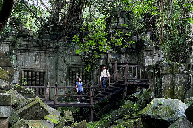 From Siem Reap: Angkor Wat and Floating Village 3-Day Trip - Day 1: South Gate of Angkor Thom, Angkor Wat, and a sunset option