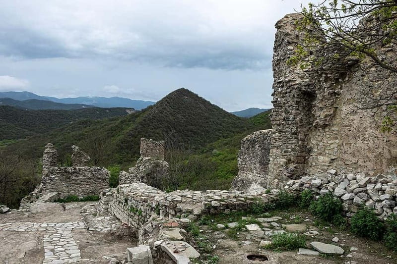 From Tbilisi: Bodbe, Sighnaghi and Telavi Day Trip - Gombori Pass and the quick guided breaks