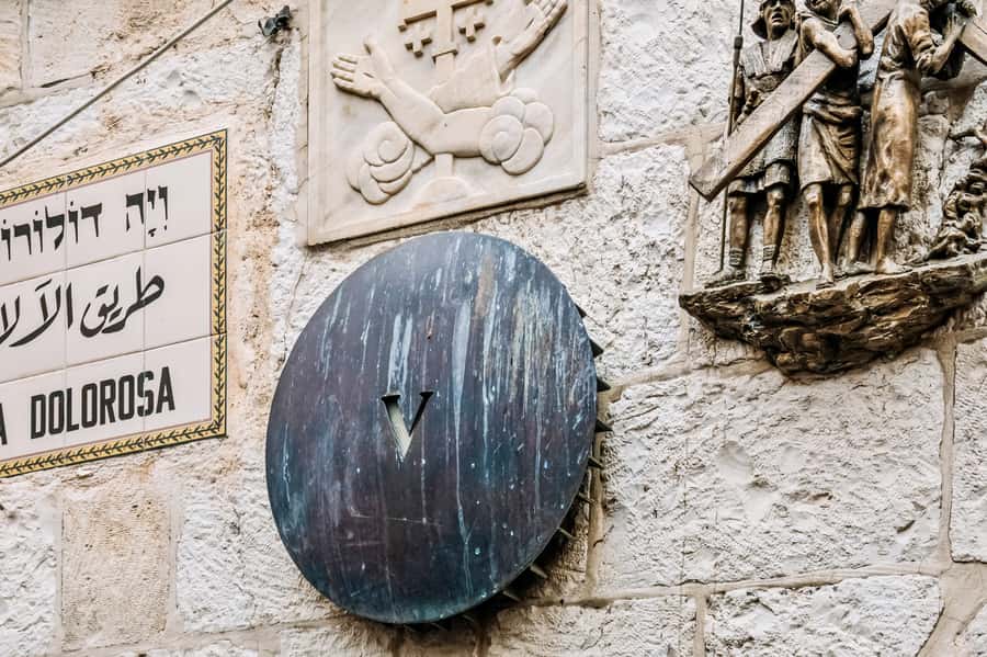 From Tel Aviv: Jerusalem and Bethlehem Guided Day Trip - Christian Quarter to the Church of the Holy Sepulchre: Where Time Gets Real