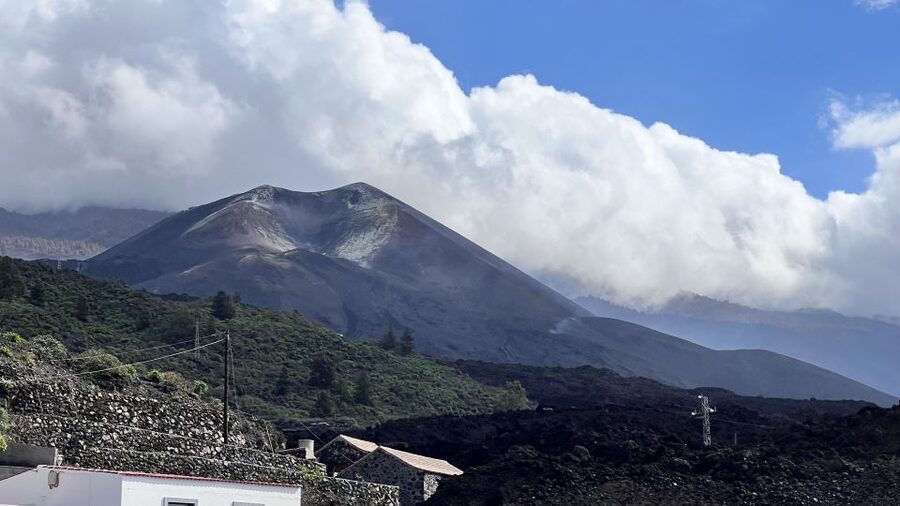 From Tenerife: Day Trip to La Palma Volcanic Landscapes - Timing realities: accept a packed day, then use it wisely
