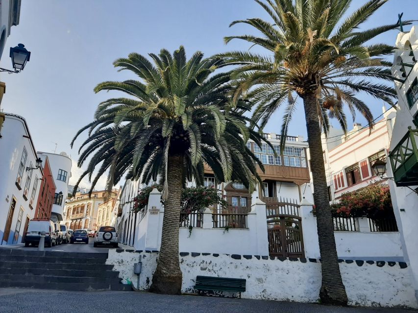 From Tenerife: Day Trip to La Palma Volcanic Landscapes - Santa Cruz de La Palma’s Old Town: the human island first