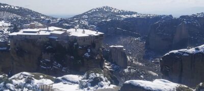 From Thessaloniki: Private Day Trip to Meteora with Transfer - Private transport: smooth driving, easy pickup, and fewer crowds