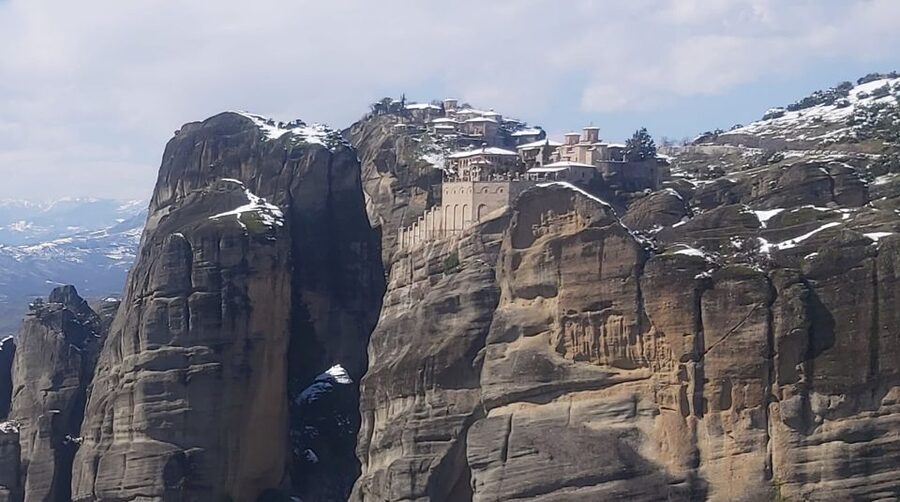 From Thessaloniki: Private Day Trip to Meteora with Transfer - Monasteries by viewpoint, plus one or two interiors