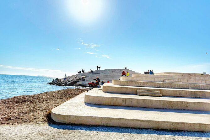 From Tirana: Durres city & Golem beach, Sun & History Day Trip - Vila e Zogut: a royal hilltop with Adriatic views