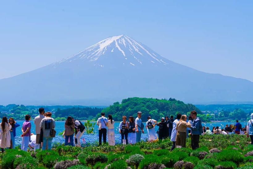 From Tokyo: Mt Fuji, Arakurayama and Kawaguchi Lake Day Trip - Timing, Transport, and Why the Day Feels Full